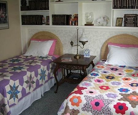 Tuggles Folly Bed And Breakfast Aurora Екстер'єр фото